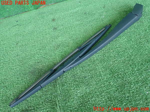 5UPJ-28501661]ヴェゼル ハイブリッド(e：HEV)(RV5)リアワイパーアーム1 中古_m0001.jpg