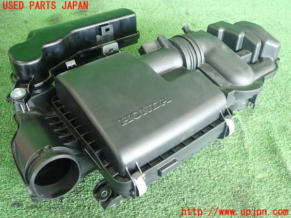 2UPJ-28502560]ヴェゼル ハイブリッド(e：HEV)(RV5)エアクリーナーボックス 中古_m0001.jpg
