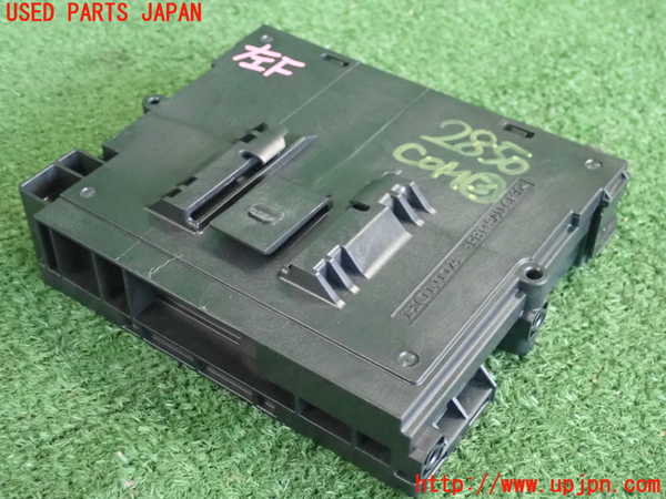 2UPJ-28506148]ヴェゼル ハイブリッド(e：HEV)(RV5)コンピューター3 (TELEMATICS) 中古_m0002.jpg