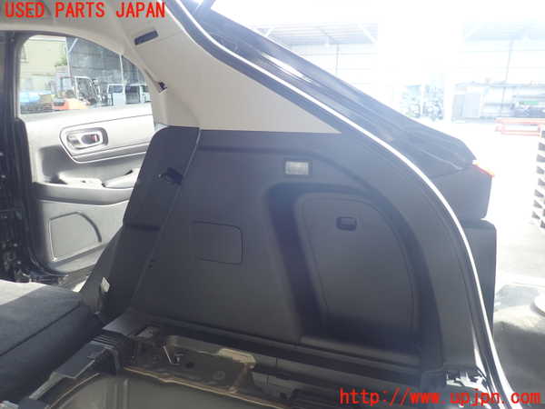 2UPJ-28507675]ヴェゼル ハイブリッド(e：HEV)(RV5)右リアピラートリム 中古_m0001.jpg