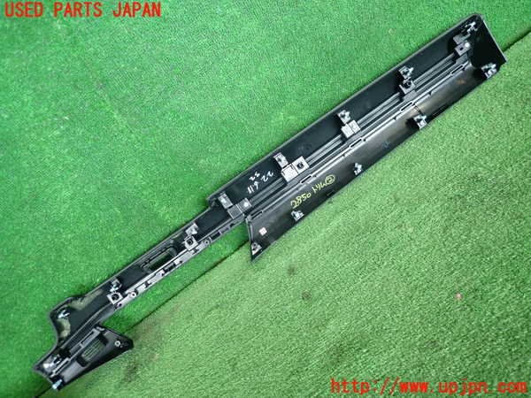 2UPJ-28507692]ヴェゼル ハイブリッド(e：HEV)(RV5)内装トリム類2 中古_m0002.jpg