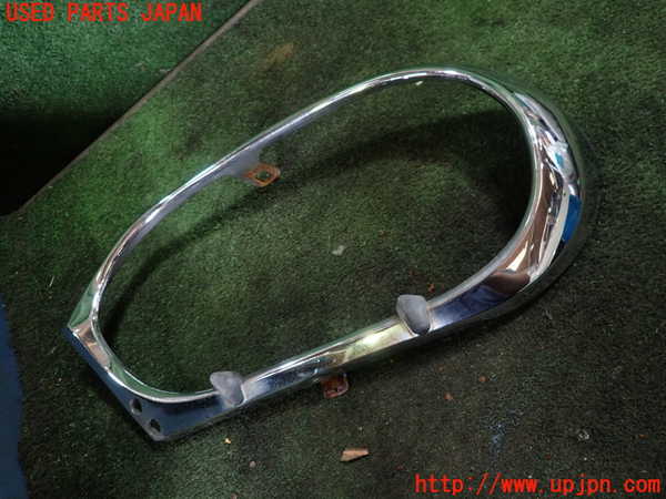 1UPJ-28511142]ジャガー・XJS(JNJCX)左ヘッドライトリム 中古_m0001.jpg