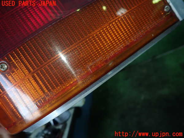 1UPJ-28511536]ジャガー・XJS(JNJCX)左テールランプ 中古_m0004.jpg