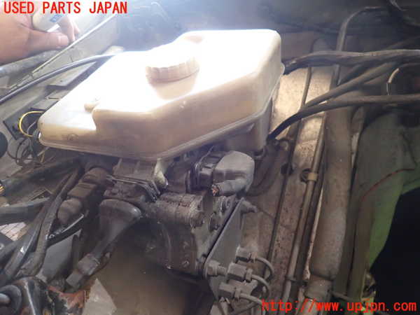 1UPJ-28514050]ジャガー・XJS(JNJCX)ブレーキマスターシリンダー 中古_m0002.jpg