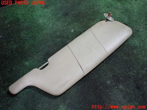 1UPJ-28517625]ジャガー・XJS(JNJCX)室内サンバイザー右側 中古_m0002.jpg