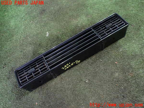 1UPJ-28517528]ジャガー・XJS(JNJCX)エアコン吹き出し口3 (真中) 中古_m0001.jpg