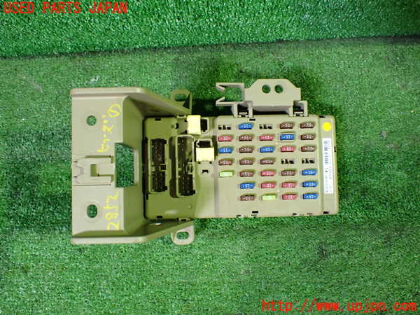 1UPJ-28526741]レヴォーグ(VMG) 後期 ヒューズボックス1 中古_m0001.jpg