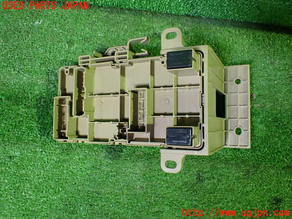 1UPJ-28526741]レヴォーグ(VMG) 後期 ヒューズボックス1 中古_m0002.jpg