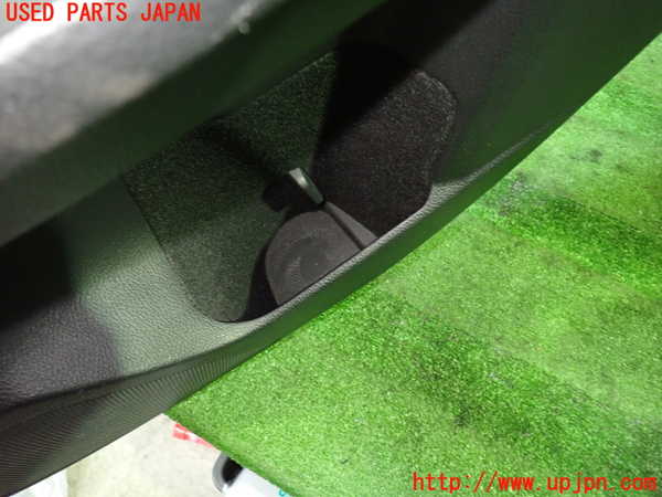 1UPJ-28521294]レヴォーグ(VMG) 後期 右後ドア内張り 中古_m0003.jpg