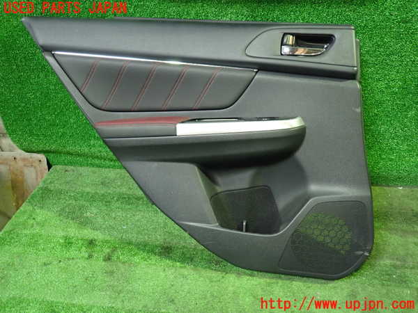1UPJ-28521324]レヴォーグ(VMG) 後期 左後ドア内張り 中古_m0001.jpg