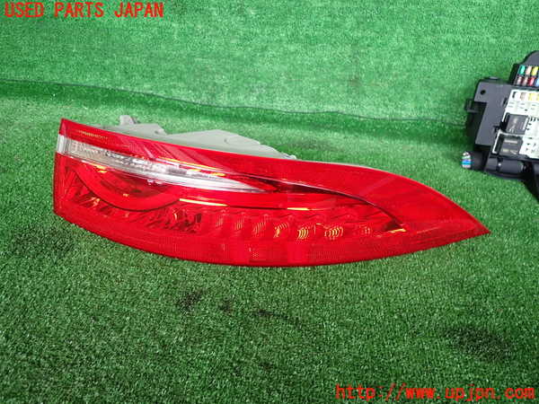 2UPJ-28531530]ジャガー・XF(JB2NA)右テールランプ 中古_m0001.jpg