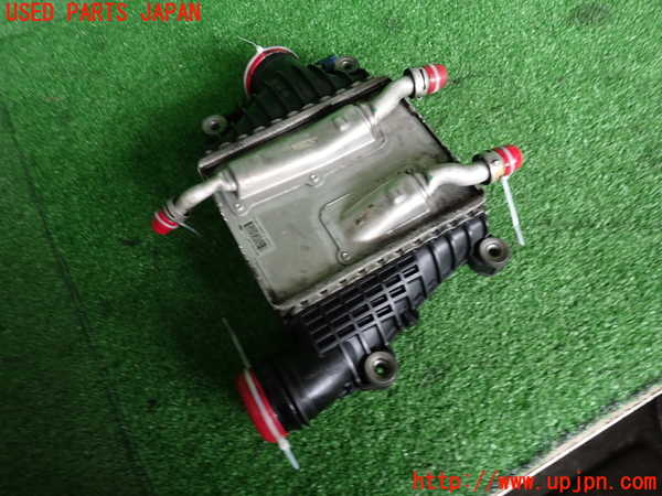 2UPJ-28532451]ジャガー・XF(JB2NA)インタークーラー1 中古_m0003.jpg