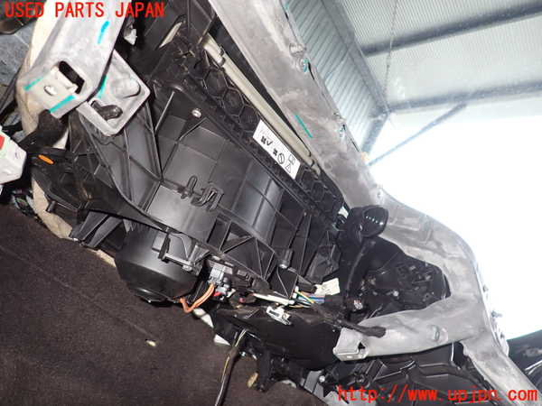 2UPJ-28536081]ジャガー・XF(JB2NA)エバポレーター1 中古_m0002.jpg