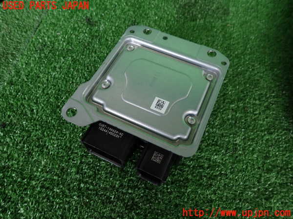 2UPJ-28536145]ジャガー・XF(JB2NA)エアバッグコンピューター 中古_m0002.jpg