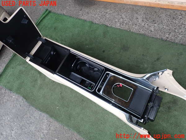 2UPJ-28537540]ジャガー・XF(JB2NA)センターコンソール 中古_m0003.jpg