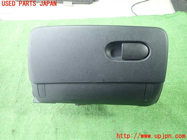 1UPJ-28547516]BMW ミニ(MINI)クーパーSD R56(XN20)グローブボックス1 中古_m0001.jpg