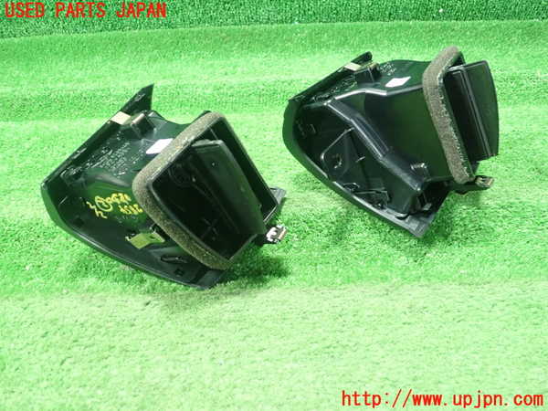 5UPJ-28547527]BMW ミニ(MINI)クーパーSD R56(XN20)エアコン吹き出し口2 中古_m0003.jpg