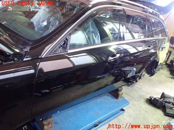 1UPJ-28551260]ベンツ E300 ステーションワゴン(212255C)S212左前ドア 中古 DOT39 AS2 M35_m0001.jpg