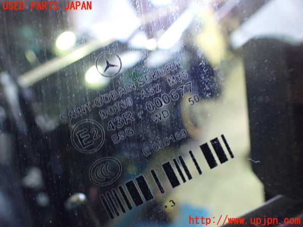 1UPJ-28551260]ベンツ E300 ステーションワゴン(212255C)S212左前ドア 中古 DOT39 AS2 M35_m0003.jpg