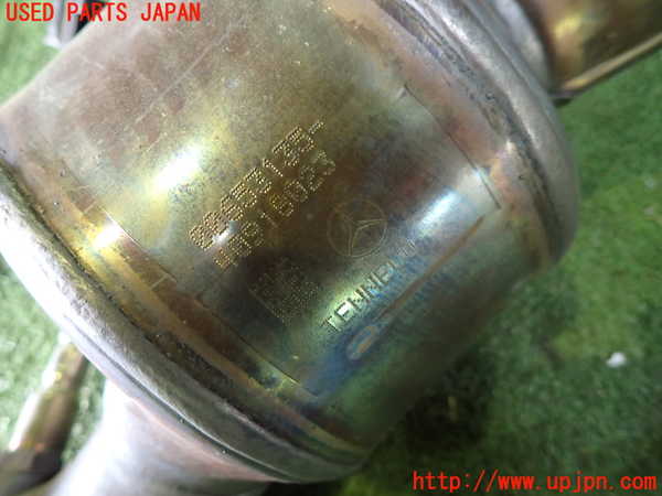 1UPJ-28552042]ベンツ E300 ステーションワゴン(212255C)S212エキマニ2 中古_m0003.jpg