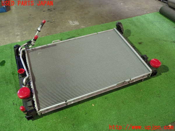 1UPJ-28552321]ベンツ E300 ステーションワゴン(212255C)S212ラジエーター1 中古_m0003.jpg