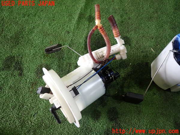 1UPJ-28552510]ベンツ E300 ステーションワゴン(212255C)S212燃料ポンプ 中古_m0002.jpg