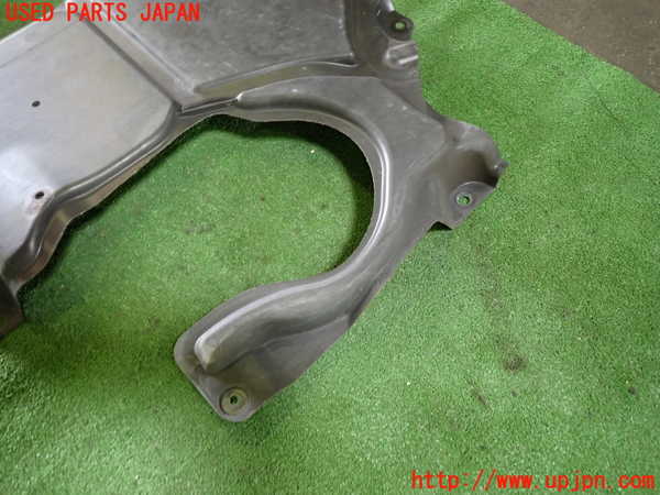 1UPJ-28551722]ベンツ E300 ステーションワゴン(212255C)S212アンダーカバー2 中古_m0003.jpg