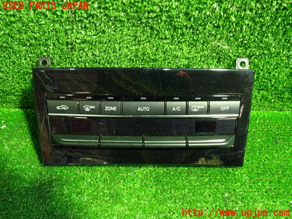 1UPJ-28556066]ベンツ E300 ステーションワゴン(212255C)S212エアコンスイッチ1 中古_m0001.jpg