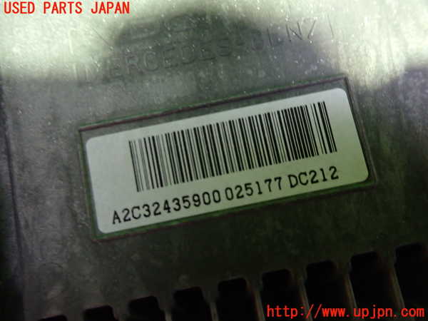 1UPJ-28556629]ベンツ E300 ステーションワゴン(212255C)S212モニター 中古_m0003.jpg