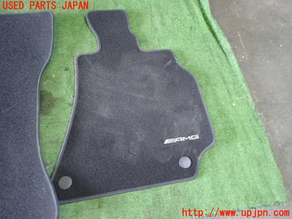 1UPJ-28557800]ベンツ E300 ステーションワゴン(212255C)S212フロアマット 中古_m0002.jpg