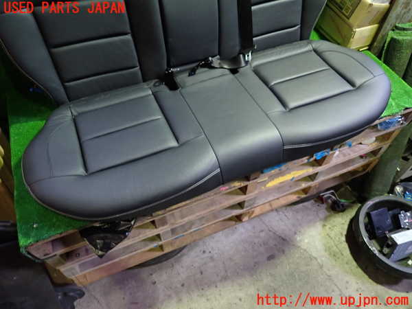 1UPJ-28557385]ベンツ E300 ステーションワゴン(212255C)S212リアシート 中古_m0003.jpg