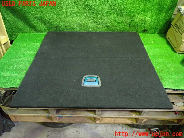 1UPJ-28557771]ベンツ E300 ステーションワゴン(212255C)S212ラゲッジトレイ1 中古_m0001.jpg