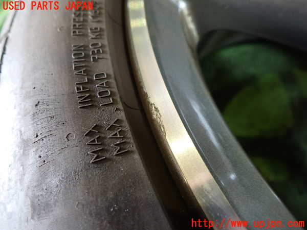 1UPJ-28559041]ベンツ E300 ステーションワゴン(212255C)S212タイヤ　ホイール　1本① 245/40ZR1 中古_m0003.jpg