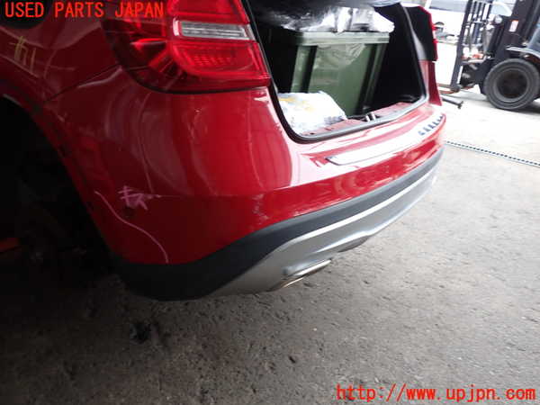 2UPJ-28561610]ベンツ GLA250 4MATIC(156946)リアバンパー 中古_m0002.jpg