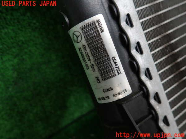 2UPJ-28562321]ベンツ GLA250 4MATIC(156946)ラジエーター1 中古_m0002.jpg