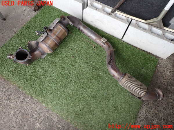 2UPJ-28562661]ベンツ GLA250 4MATIC(156946)触媒1 中古_m0003.jpg