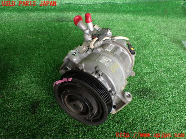 2UPJ-28566025]ベンツ GLA250 4MATIC(156946)エアコンコンプレッサー 中古_m0001.jpg