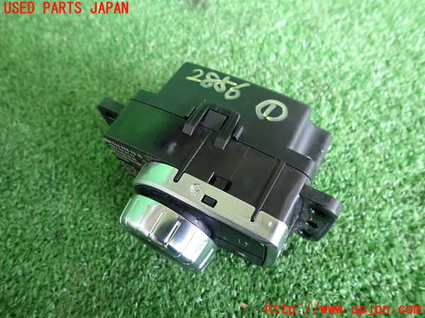 2UPJ-28566306]ベンツ GLA250 4MATIC(156946)スイッチ1(ナビ) 中古_m0002.jpg