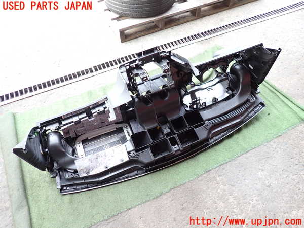 2UPJ-28567505]ベンツ GLA250 4MATIC(156946)ダッシュボード 中古_m0003.jpg