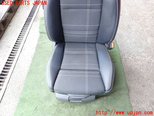 2UPJ-28567035]ベンツ GLA250 4MATIC(156946)運転席シート 中古_m0003.jpg