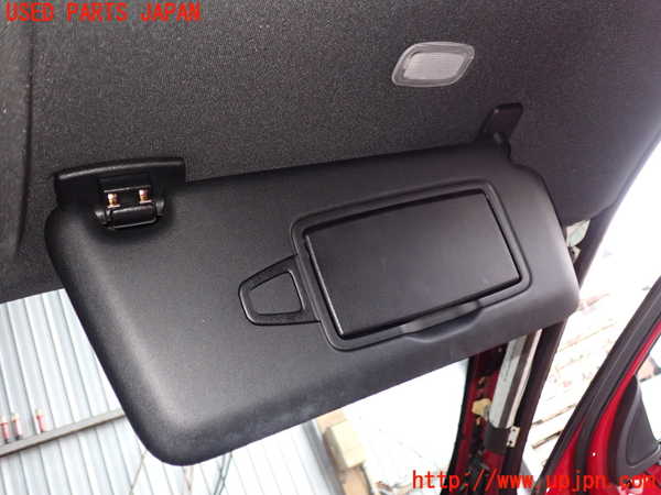 2UPJ-28567625]ベンツ GLA250 4MATIC(156946)室内サンバイザー右側 中古_m0002.jpg