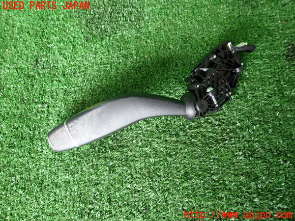 2UPJ-28567555]ベンツ GLA250 4MATIC(156946)ATシフトレバー 中古_m0003.jpg