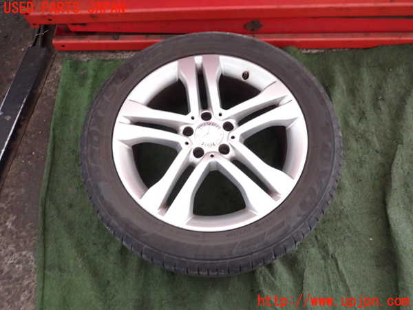 2UPJ-28569043]ベンツ GLA250 4MATIC(156946)タイヤ　ホイール　1本③ 235/50ZR1 中古_m0001.jpg