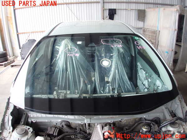 5UPJ-28571195]アクア(AQUA)(MXPK11)フロントガラス (43R-009620 M311) 中古_m0001.jpg