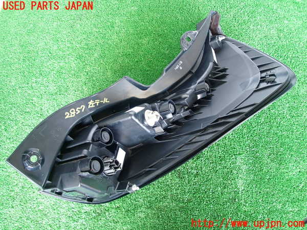 5UPJ-28571536]アクア(AQUA)(MXPK11)左テールランプ 中古_m0002.jpg