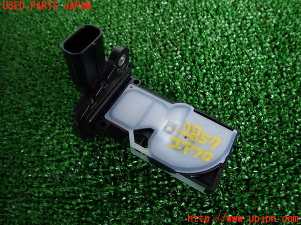 5UPJ-28576320]アクア(AQUA)(MXPK11)エアフロメーター 中古_m0001.jpg