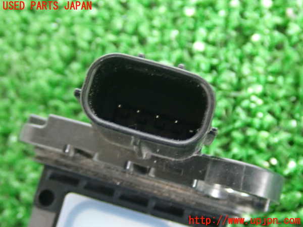 5UPJ-28576320]アクア(AQUA)(MXPK11)エアフロメーター 中古_m0004.jpg