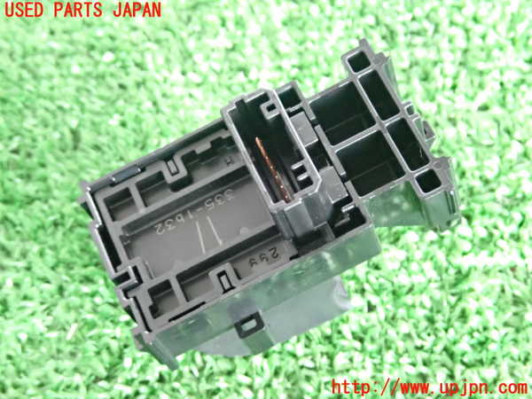 5UPJ-28576245]アクア(AQUA)(MXPK11)左前パワーウィンドウスイッチ 中古_m0002.jpg