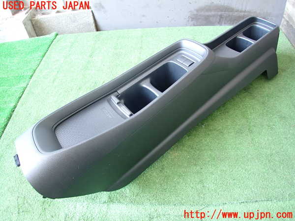 2UPJ-28577540]アクア(AQUA)(MXPK11)センターコンソール 中古_m0002.jpg