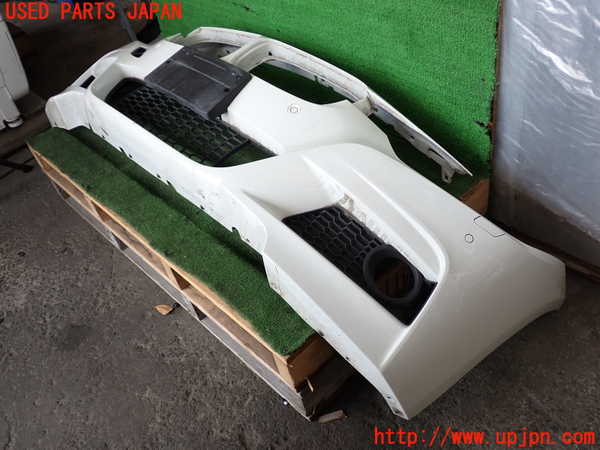 2UPJ-28581010]BMW アクティブハイブリッド3(AH3)(3F30)(F30)フロントバンパー 中古_m0002.jpg